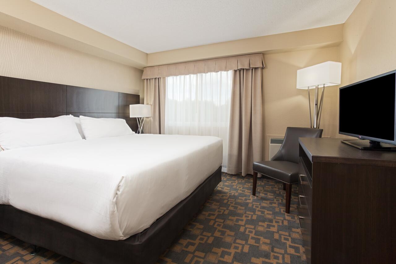 Holiday Inn Express & Suites Vaughan-Southwest By Ihg Экстерьер фото
