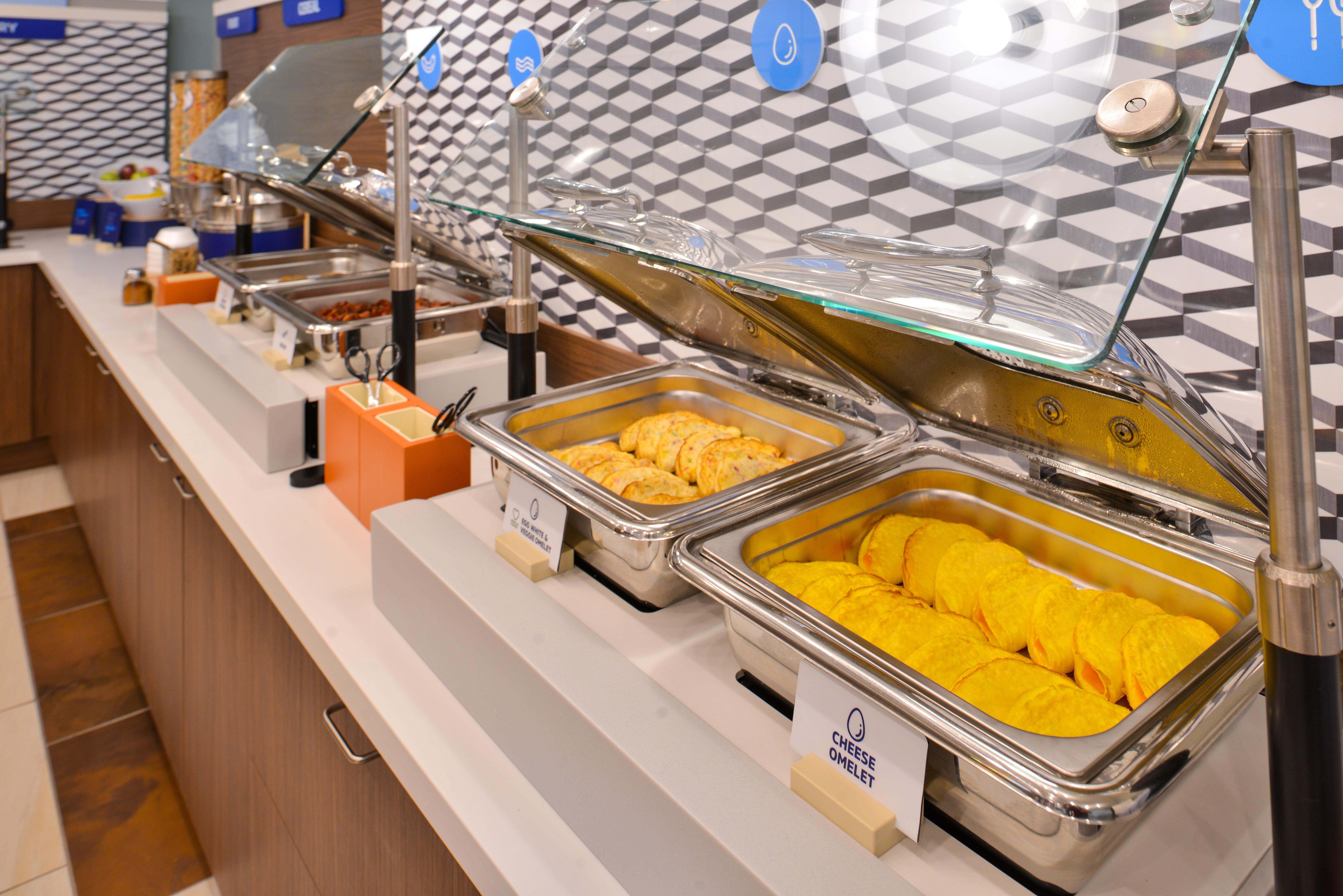Holiday Inn Express & Suites Vaughan-Southwest By Ihg Экстерьер фото