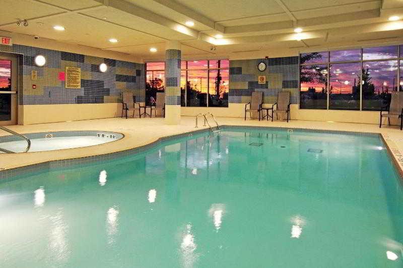 Holiday Inn Express & Suites Vaughan-Southwest By Ihg Экстерьер фото