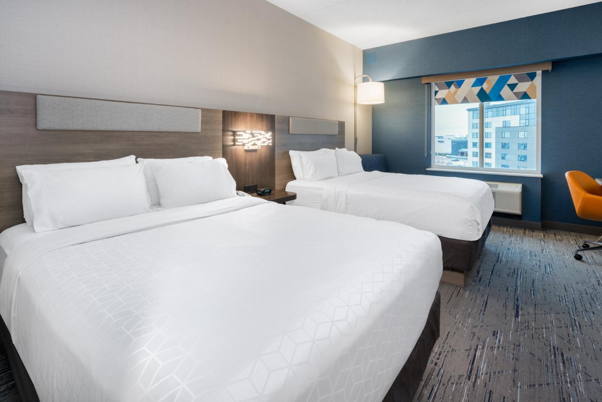 Holiday Inn Express & Suites Vaughan-Southwest By Ihg Экстерьер фото