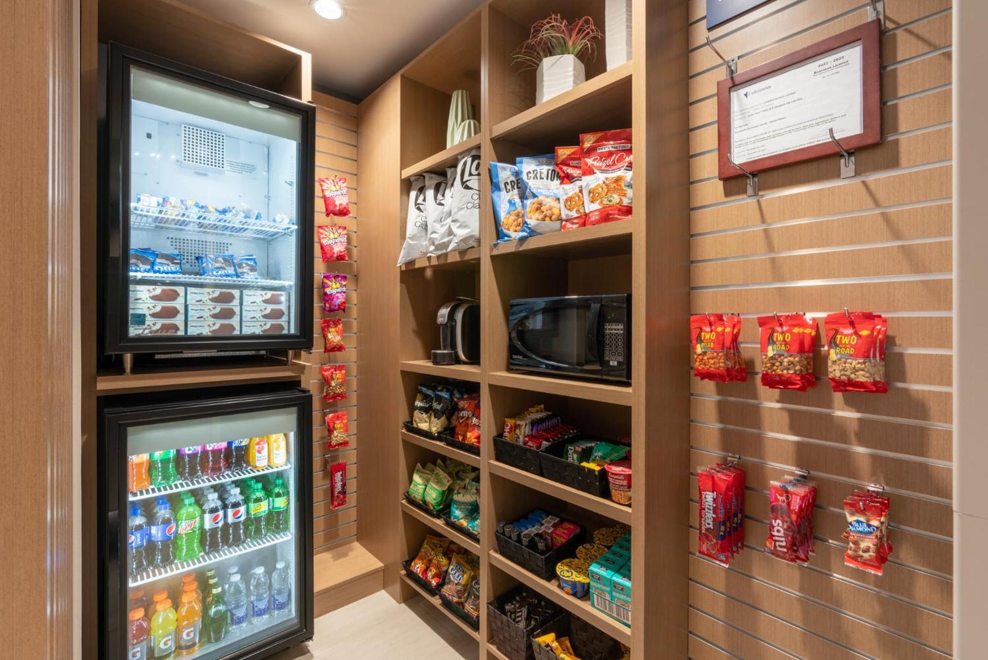 Holiday Inn Express & Suites Vaughan-Southwest By Ihg Экстерьер фото