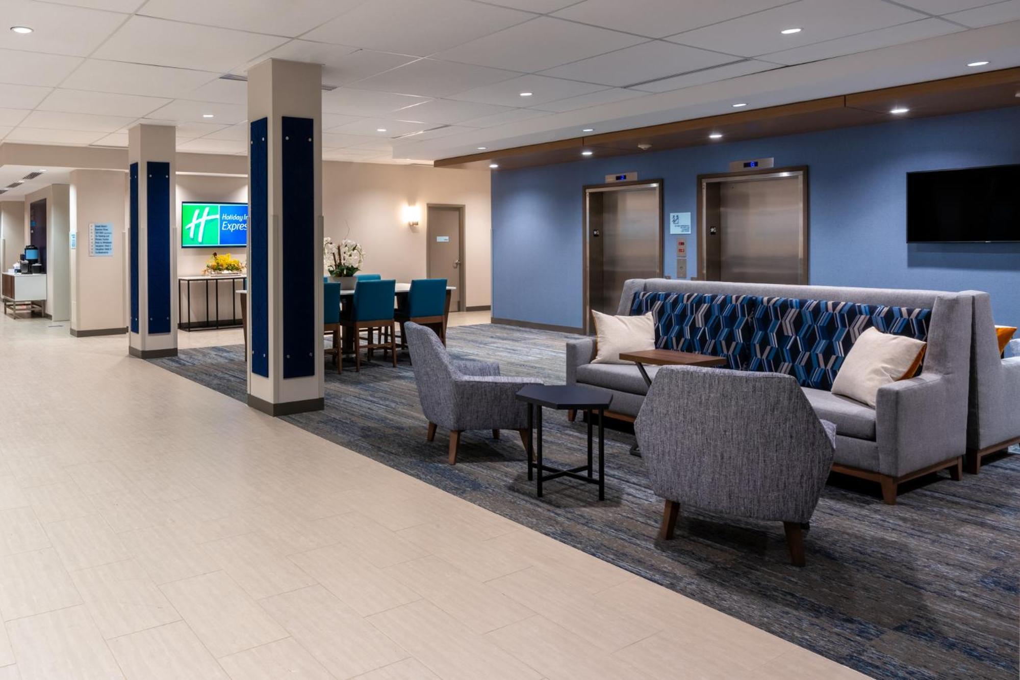 Holiday Inn Express & Suites Vaughan-Southwest By Ihg Экстерьер фото