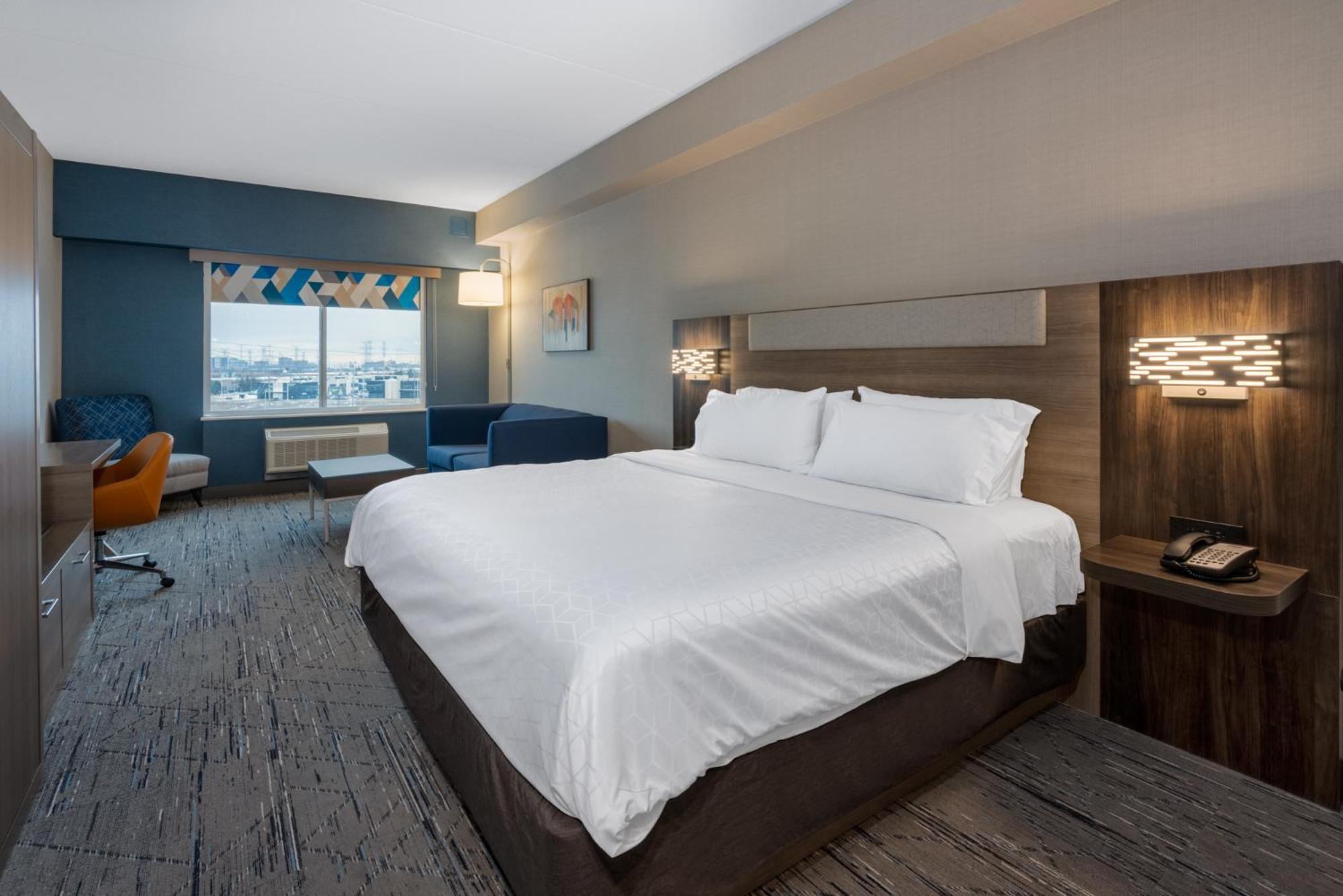 Holiday Inn Express & Suites Vaughan-Southwest By Ihg Экстерьер фото