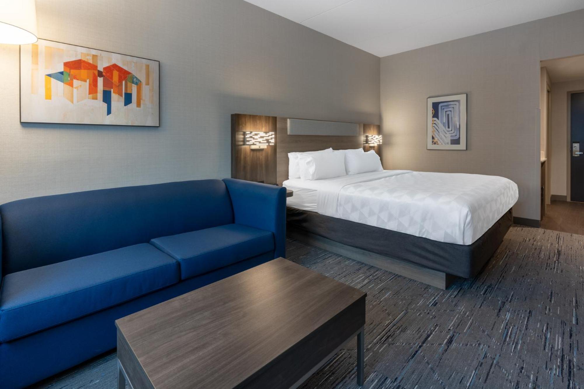 Holiday Inn Express & Suites Vaughan-Southwest By Ihg Экстерьер фото