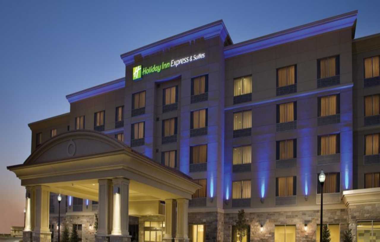 Holiday Inn Express & Suites Vaughan-Southwest By Ihg Экстерьер фото