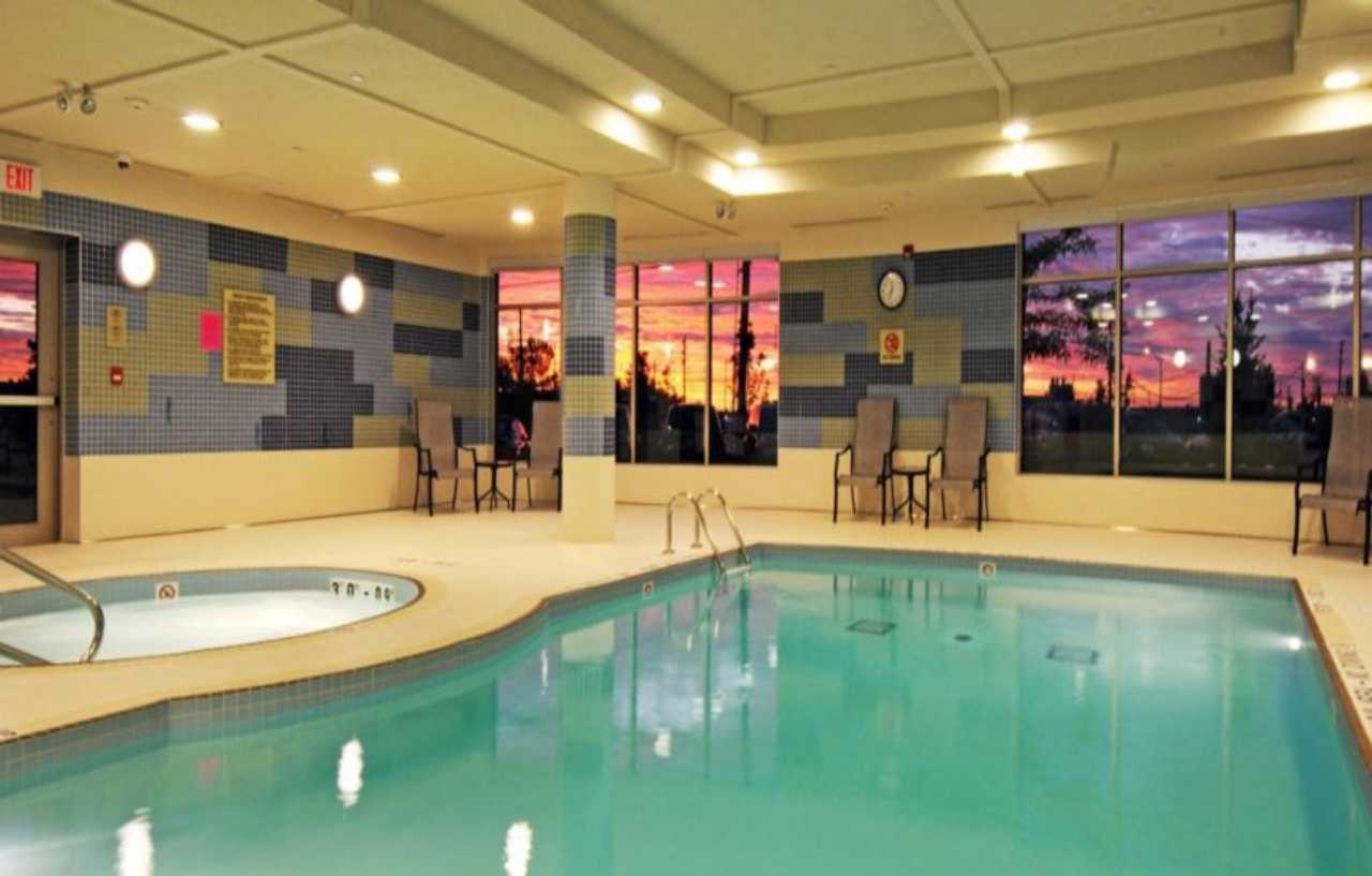 Holiday Inn Express & Suites Vaughan-Southwest By Ihg Экстерьер фото